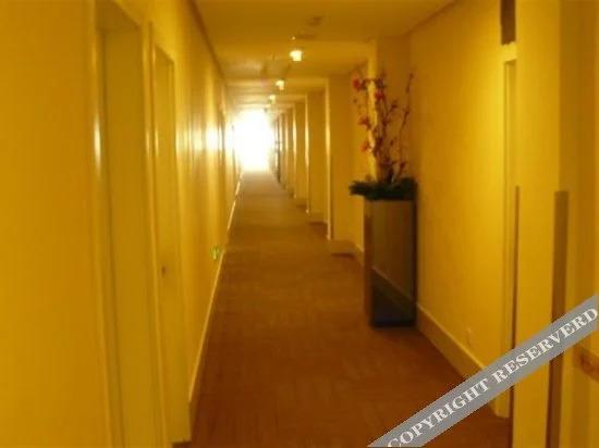 Тайчжоу: Rest Motel Hotel Taizhou Luqiao 2nd