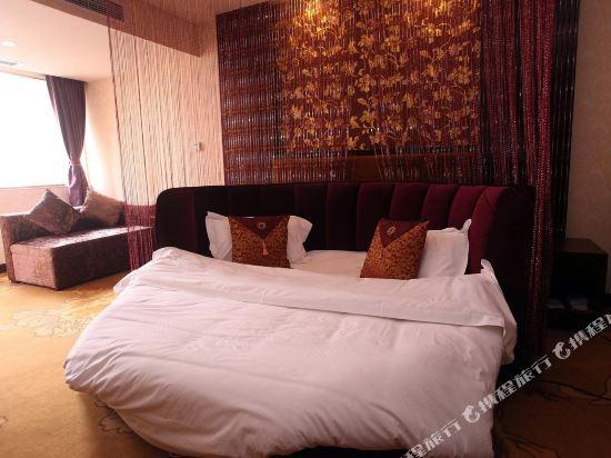 Чэнду: Renhao Hotel