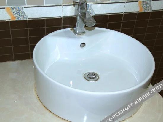 Вэйфан: 100 Inn Liangpin Hotel (Anqiu Taihua City)