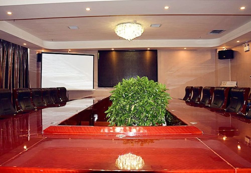 Иньчуань: Xi'An Garden Hotel
