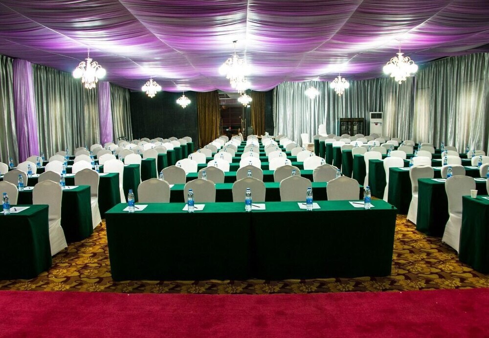Иньчуань: Xi'An Garden Hotel