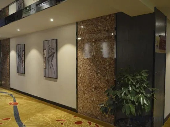 Чунцин: Qianhui Hotel (Chongqing Daping Longhu Times Tianjie Store)
