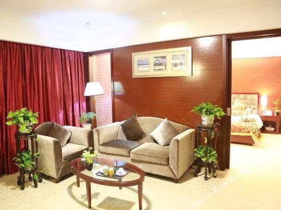 Хуайань: Hongyuan International Hotel