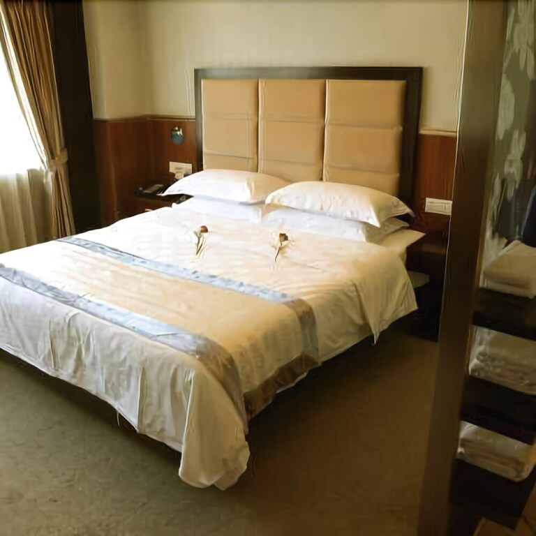 Наньчун: Tuanjie Sun Hotel
