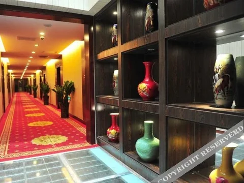 Хух-Хото: Zhongxin Hotel
