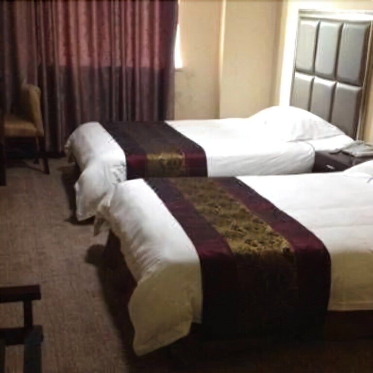Ханчжоу: Motai Business Hotel Tonglu