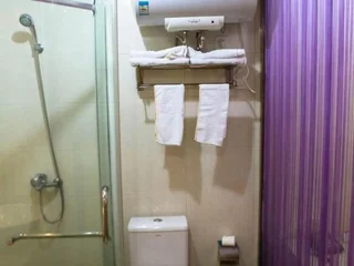 Шаоксинг: Paojiang Xinyuansu Business Hotel