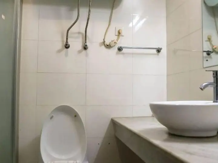 Шаоксинг: Paojiang Xinyuansu Business Hotel