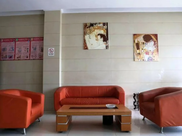 Шаоксинг: Paojiang Xinyuansu Business Hotel