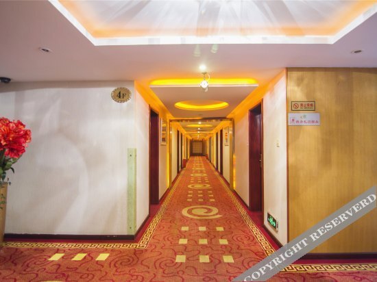 Чунцин: Zhuling Hotel (Chongqing Guanyinqaio Pedestrian Street Carrefour)