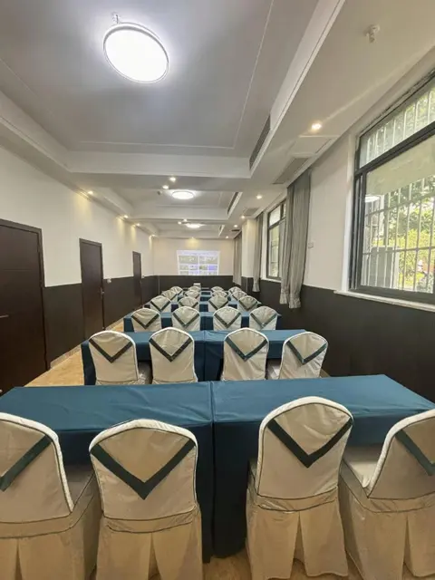 Чунцин: Lizhi Holiday Hotel