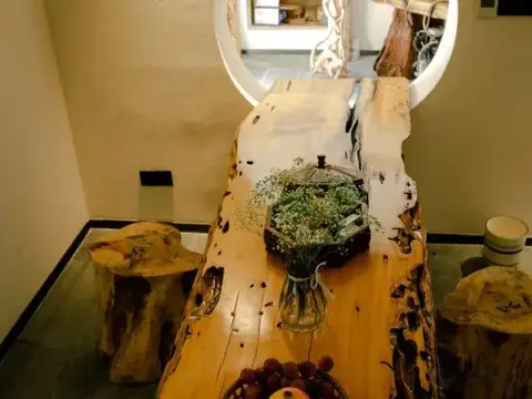 carousel image 4