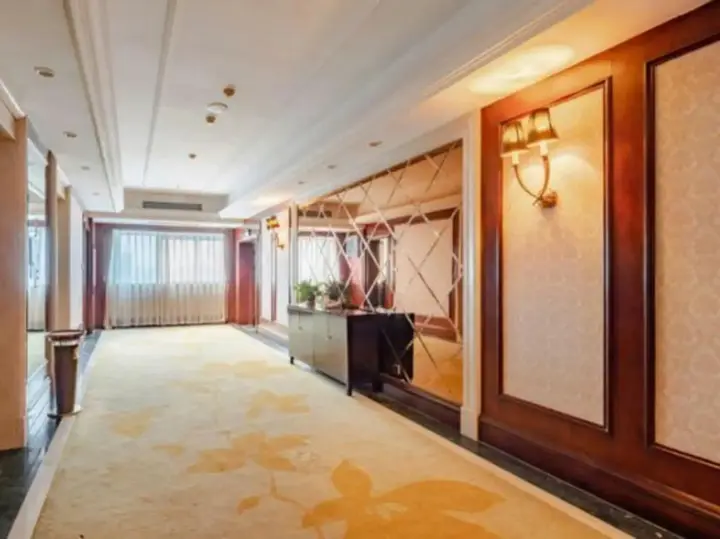 Наньчун: Tianlong International Hotel Nanchong
