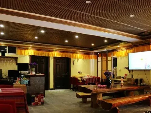 Шангри-Ла: Youjia Hostel