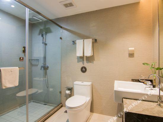 Шаоксинг: Home Inn Plus (Shaoxing East Railway Station Fengshan South Station)