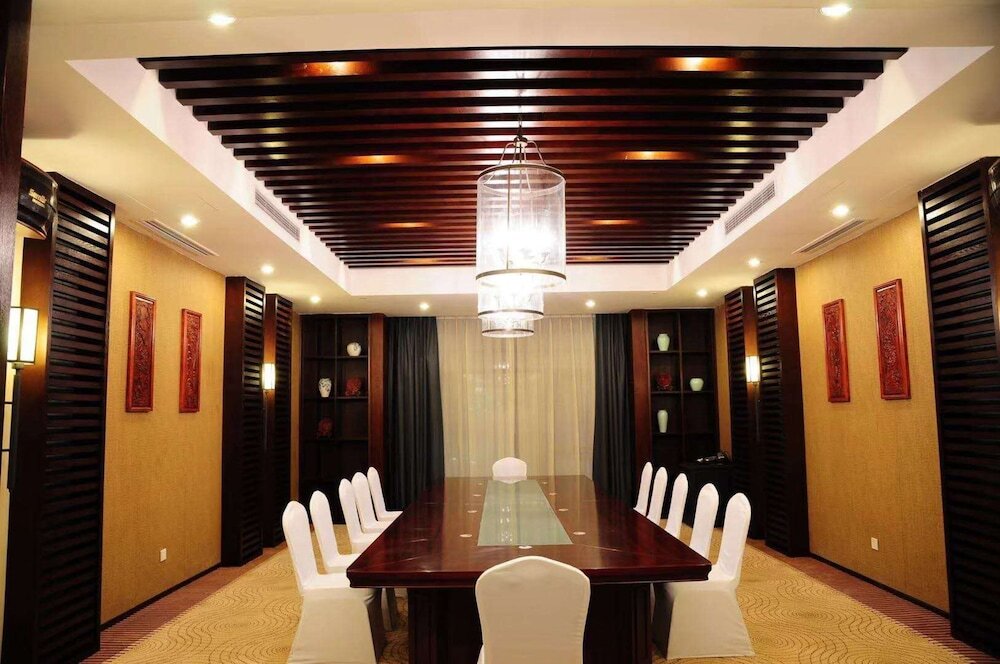 Цзясинь: Xitang Yanyu Jiangnan Jinglan Hotel