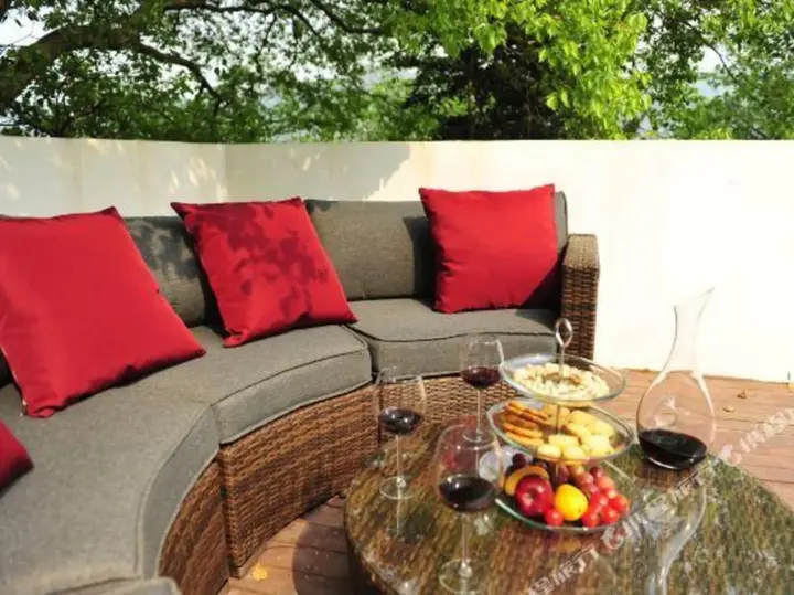 Хучжоу: Mount Mogan Whose Garden (Boutique Homestay)
