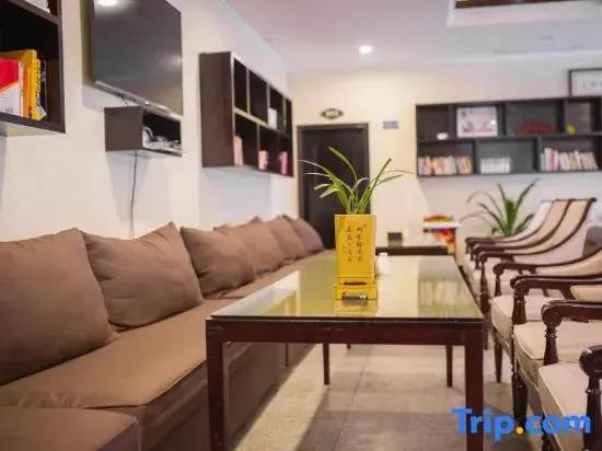 Гуйлинь: Yu Hill Hotel (Guilin Arctic Square)