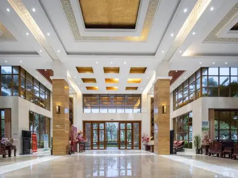 Lanyang: Shengyuan Yujing Hotel (Danzhou Bus Terminal)