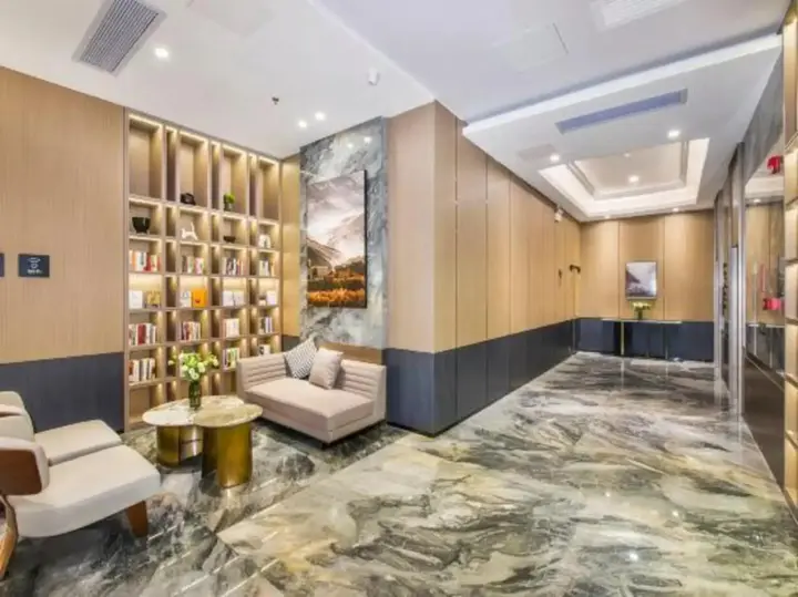 Янгиианг: Yangjiang Jiangcheng Junyi Square Atour X Hotel
