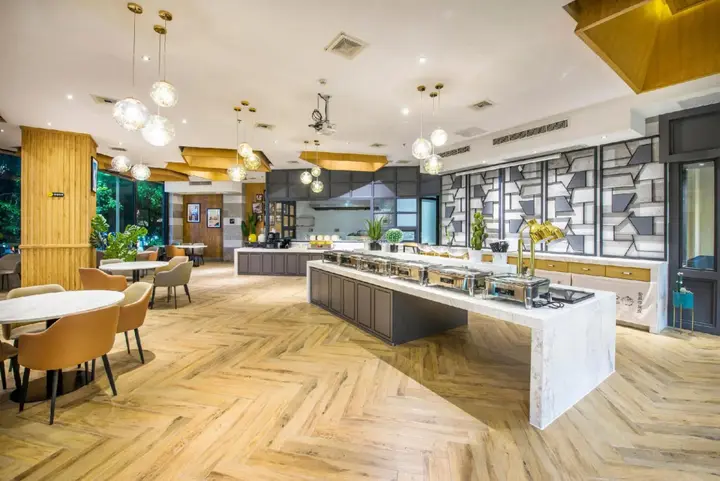 Янгиианг: Yangjiang Jiangcheng Junyi Square Atour X Hotel