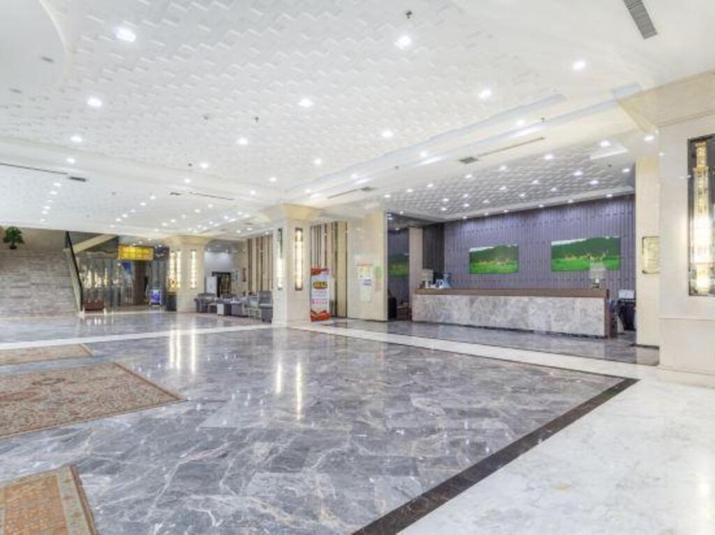 Яньтай: Zhongsheng International Hostel