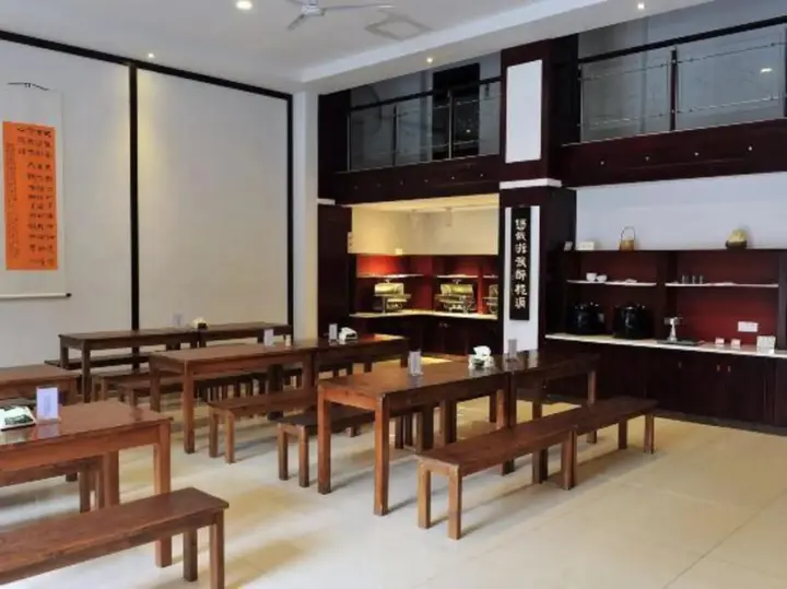 Лешан: Hanshan jingshe traditional Chinese culture theme hotel