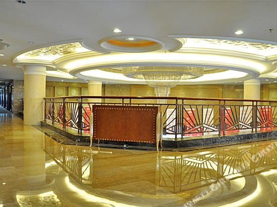 Линьи: Zhisheng Hot Spring Hotel (Yi'nan Zhisheng Hot Spring Building 3)
