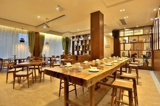 Цзясинь: Gengting Hotel