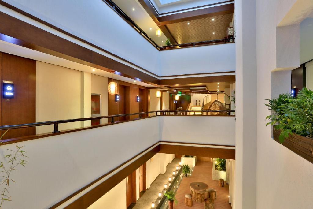 Цзясинь: Gengting Hotel
