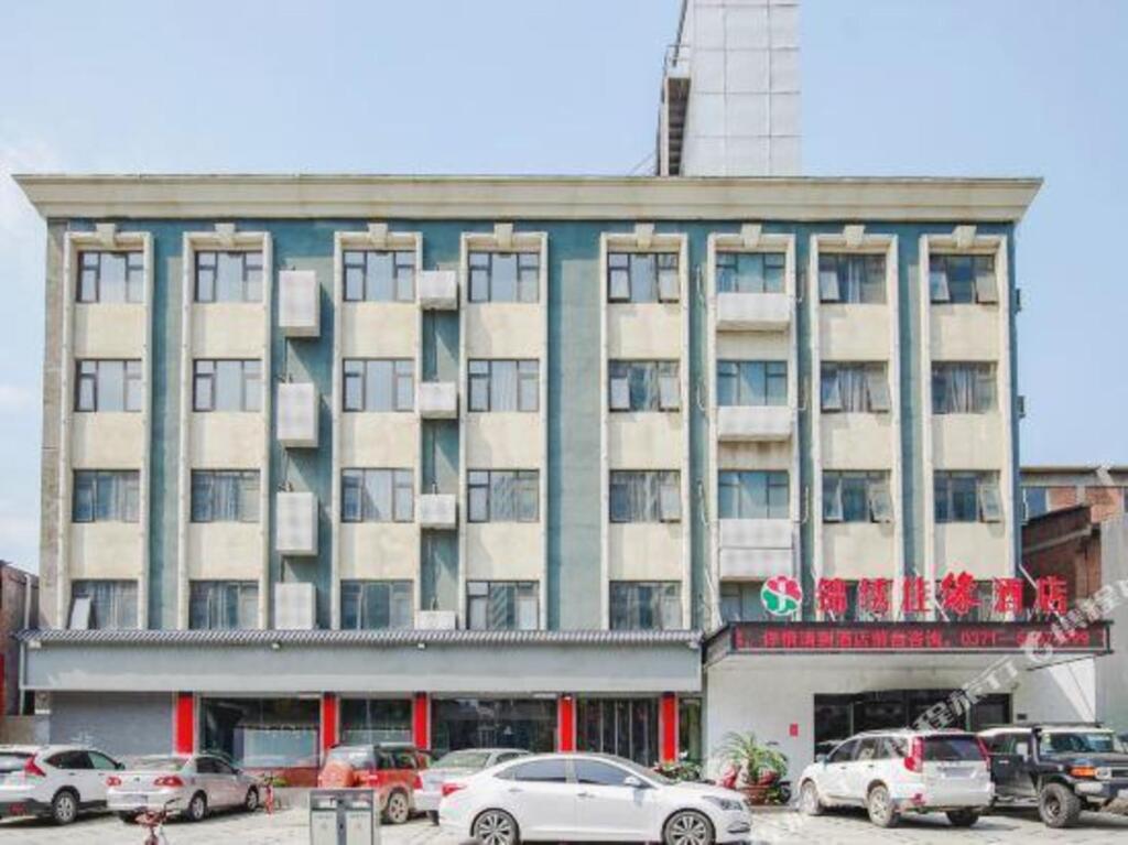 Чжэнчжоу: 锦绣佳缘酒店（郑州国家大学科技园华强广场店）
