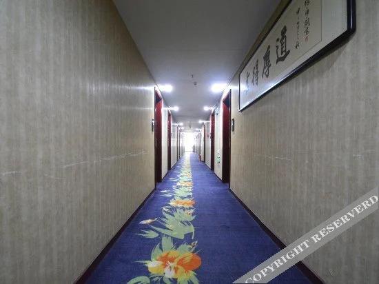 Чжэнчжоу: Holiday Inn Yong'an (Zhengzhou Economic Development Central Plaza Subway Station)