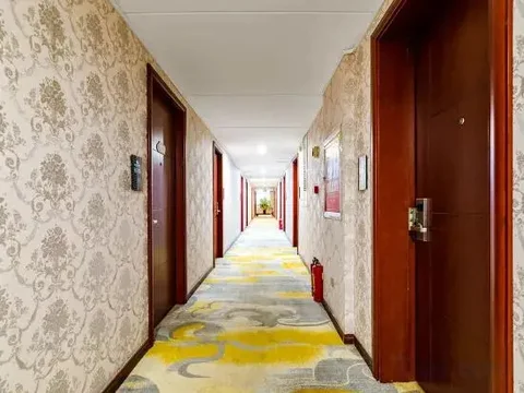 Чжэнчжоу: Holiday Inn Yong'an (Zhengzhou Economic Development Central Plaza Subway Station)