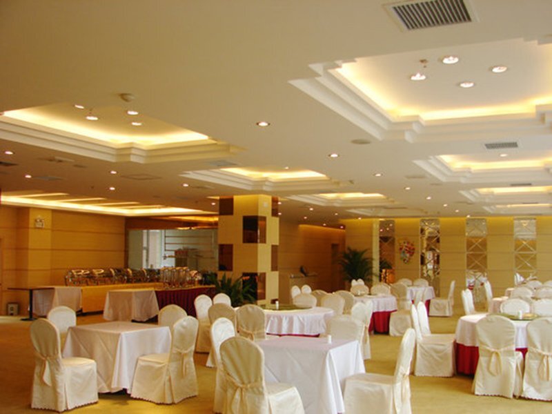 Каили: Jinguan Hotel