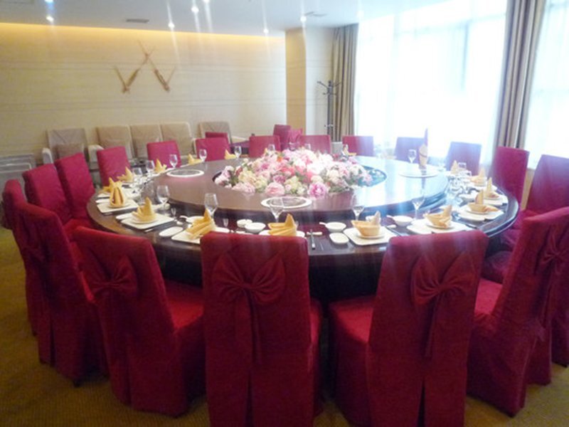 Каили: Jinguan Hotel