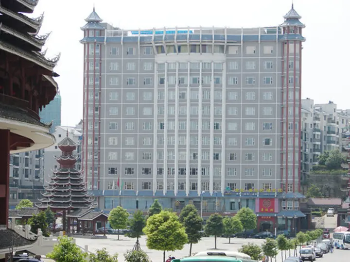 Каили: Jinguan Hotel