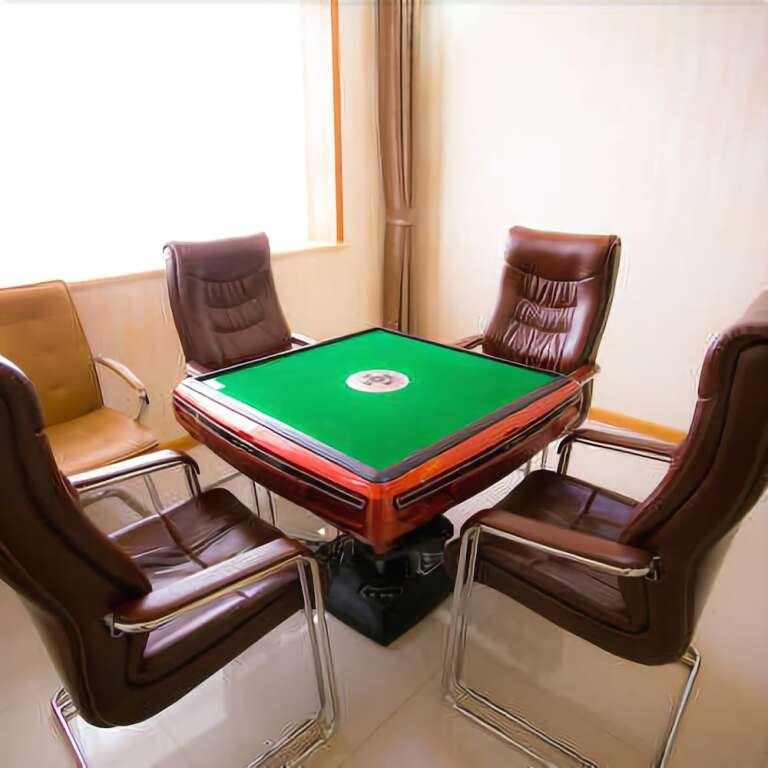 Кайфын: Lanwan Holiday Hotel