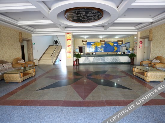 Циньхуандао: 诚成酒店（天马浴场店）
