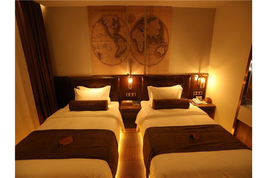 Синин: Zhefeng Hotel (Xining Haihu Wanda Plaza)