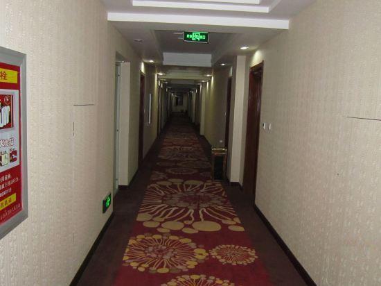 Ордос: Kairui Hotel