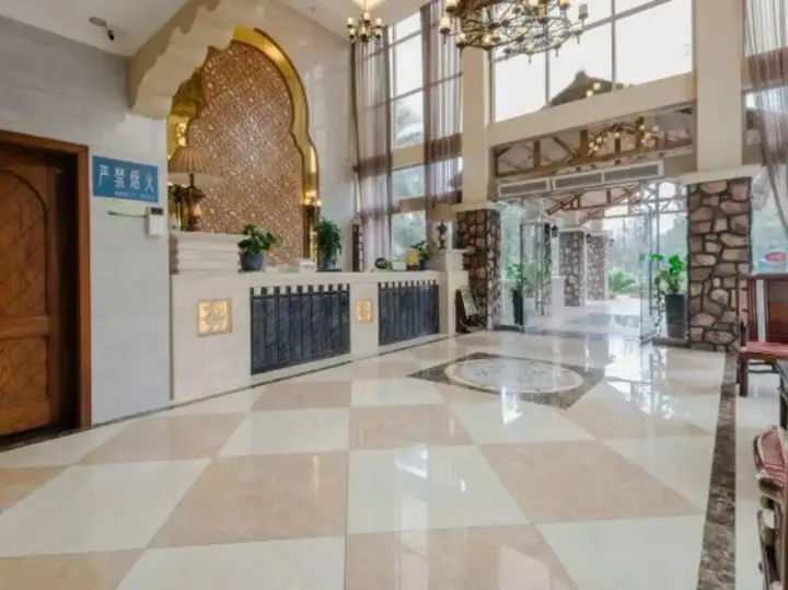 Чэнду: Dongting Garden Hotel