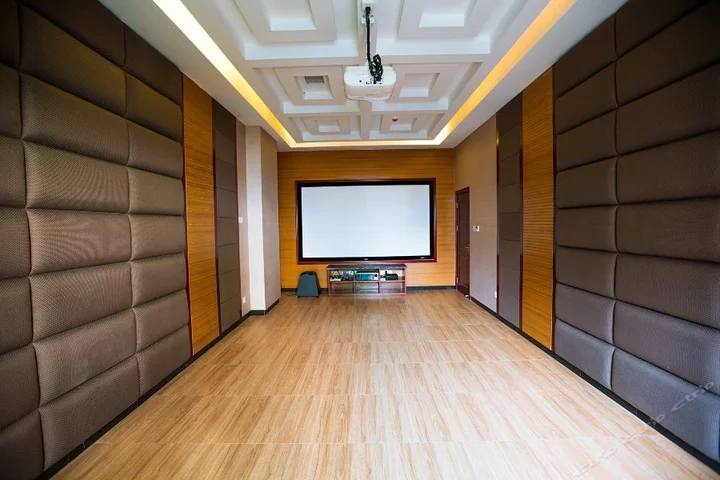 Хэнъян: Borrman Hotel (Hengyang Nanyue Mount Heng Scenic Area Damiao)