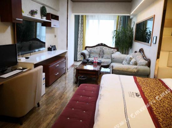 Синин: Yilian Apartment