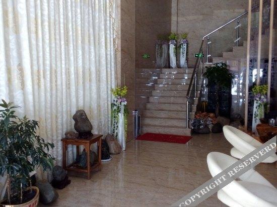 Наньпин: Wenxin Business Hotel
