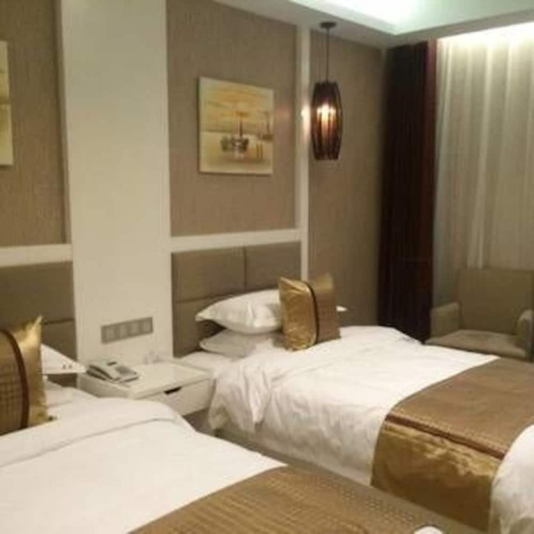 Синин: Junyue Hotel