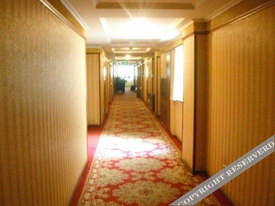 Шиянь: Zijinghua Junyue International Hotel