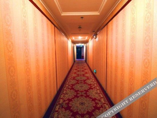 Шиянь: Zijinghua Junyue International Hotel