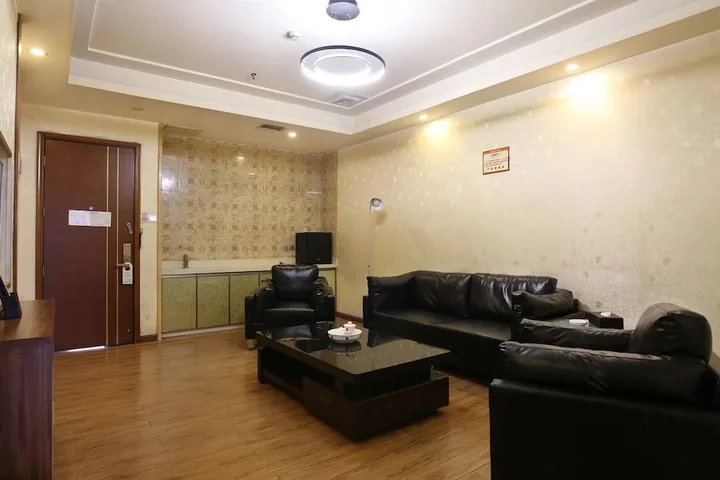 Гуанчжоу: Guangzhou Helong Hotel