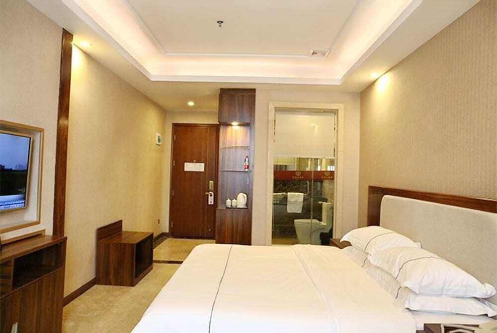 Гуанчжоу: Guangzhou Helong Hotel