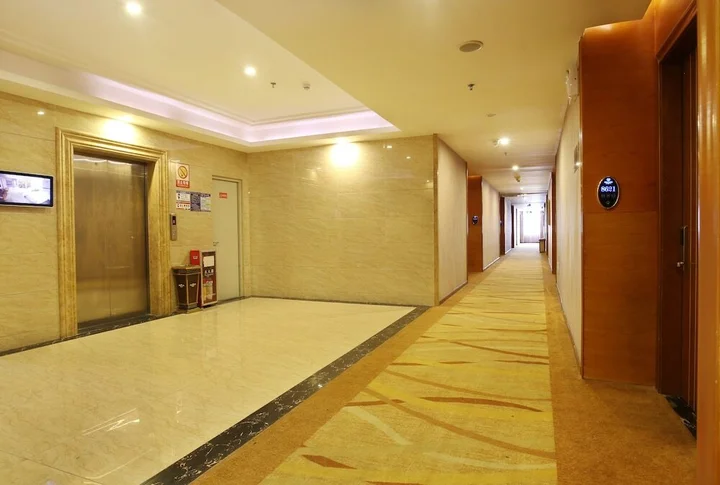 Гуанчжоу: Guangzhou Helong Hotel